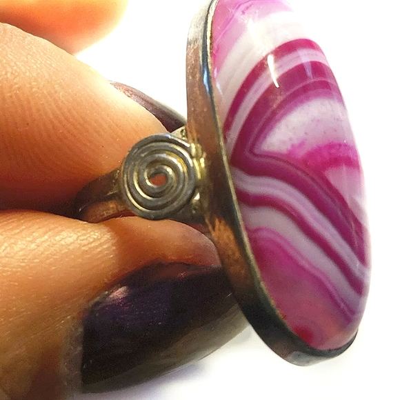 Elongated Hot Pink Fuchsia Banded Botswana Agate Gemstone 925 Silver Ring - Picture 4 of 5